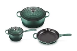 Le Creuset Signature Cookware Set
