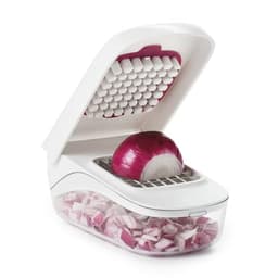 OXO Good Grips Vegetable Onion Chopper White
